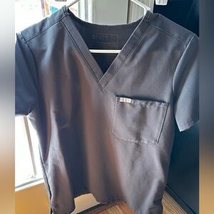 Figs Charcoal scrub Top Small